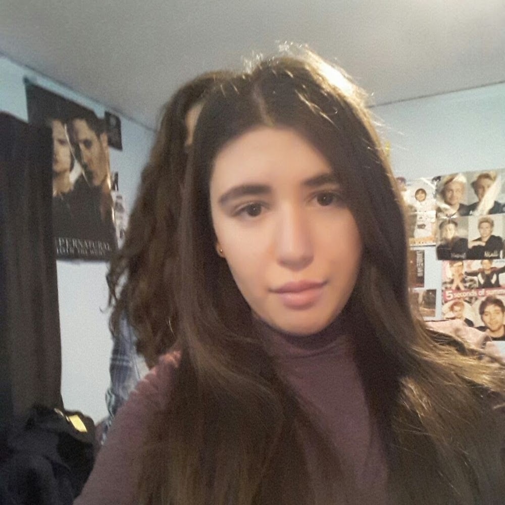 Meet your Posher, Chaya